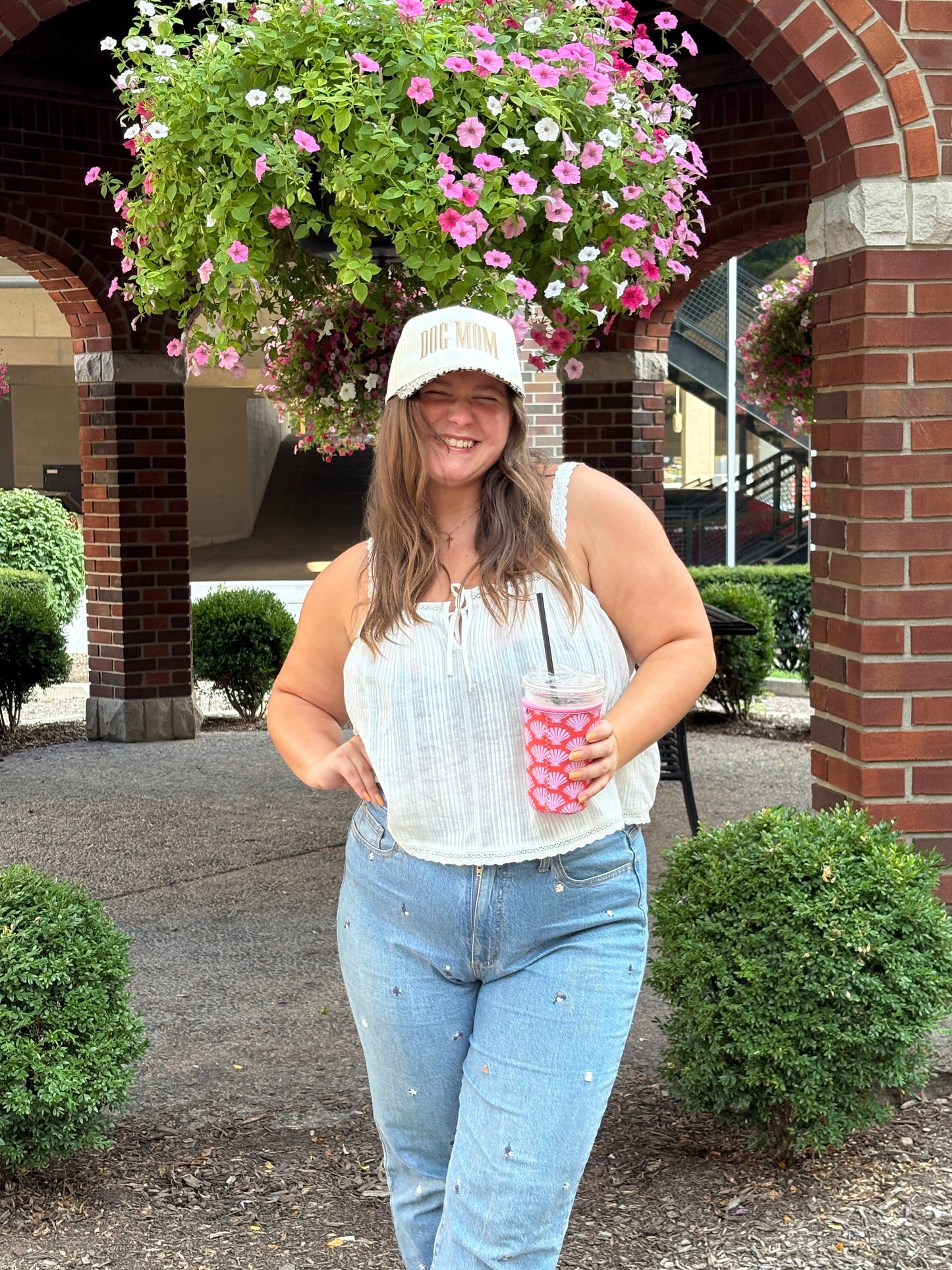 *NEW* Dog Mom Trucker Hat 🐶🧢