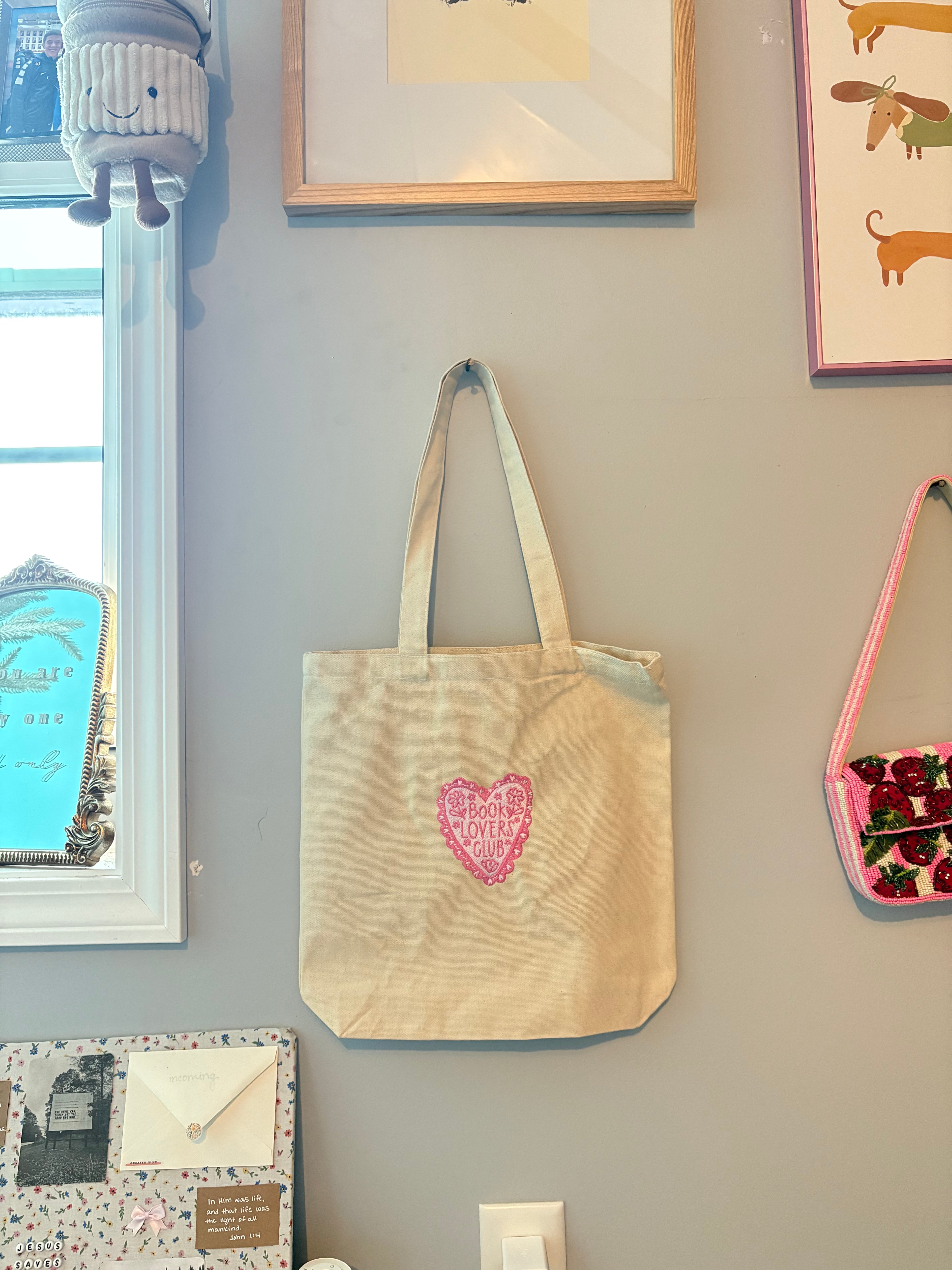 Book Lovers Club Tote Bag 📖🩷