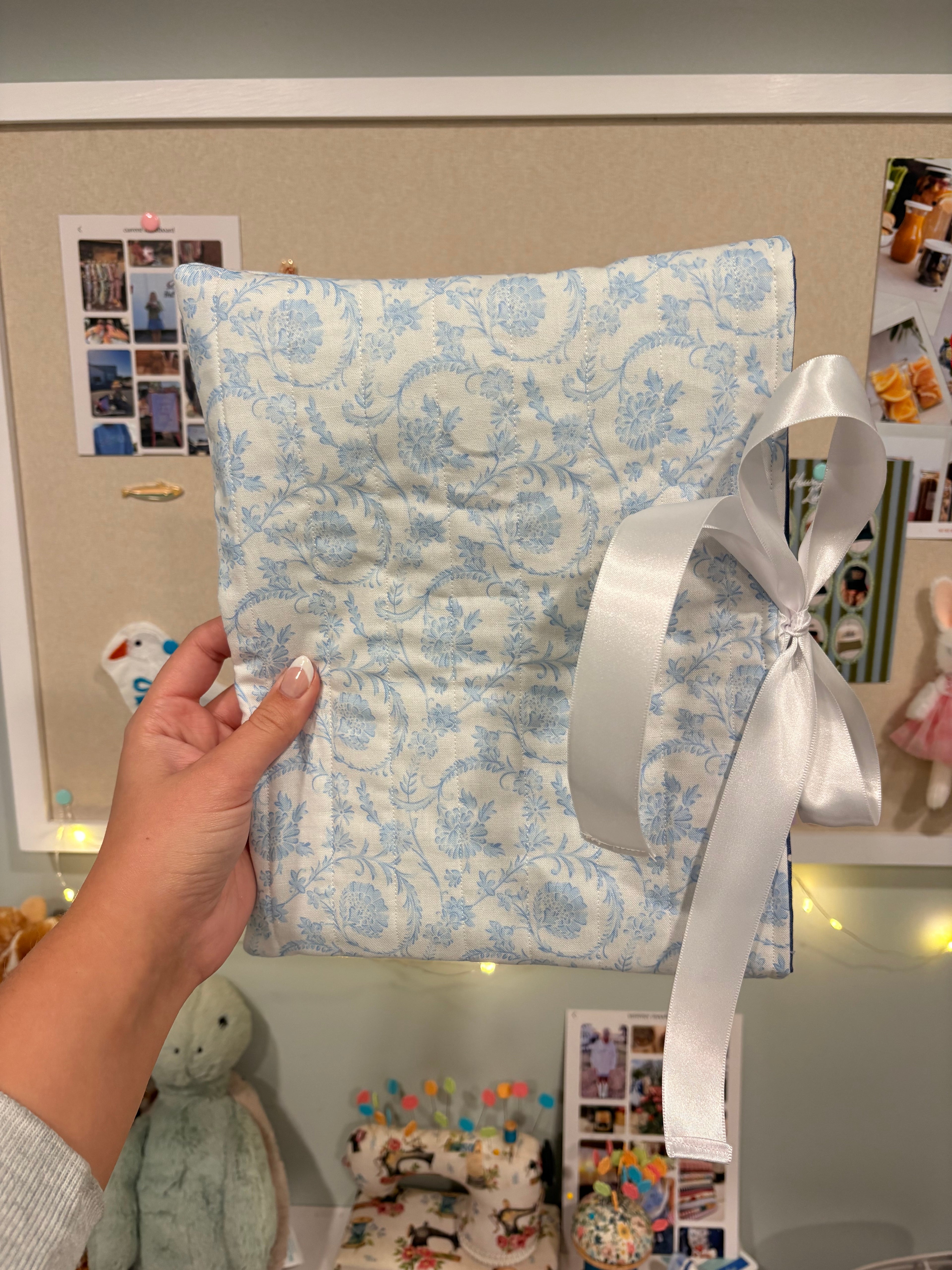 Blue Floral Book Sleeve